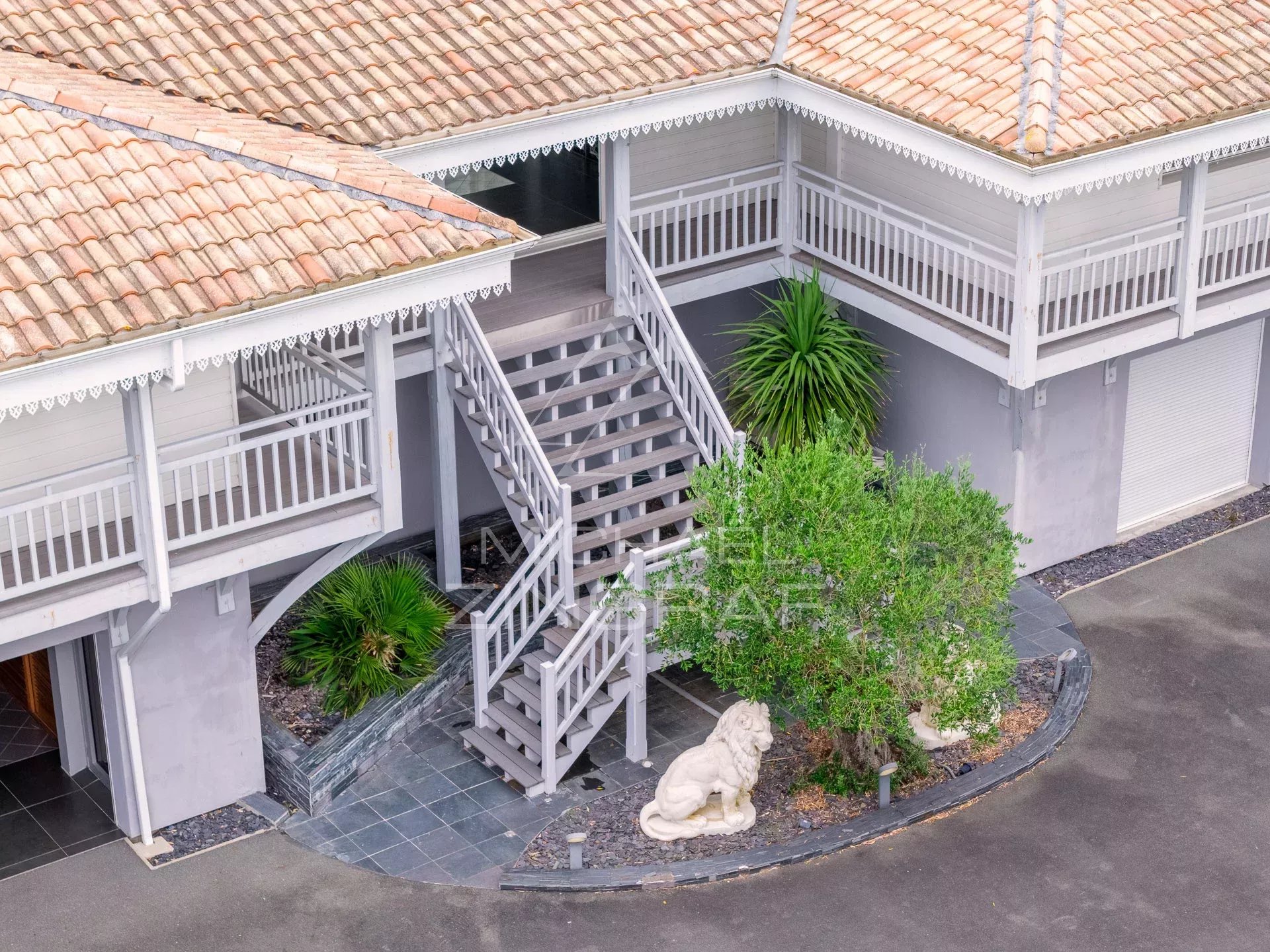 Grande maison au calme avec belle vue mer