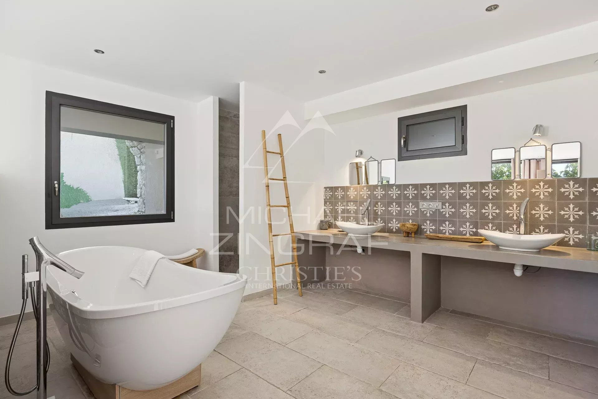 Vence - Charmante Stevilla mit Panoramablick