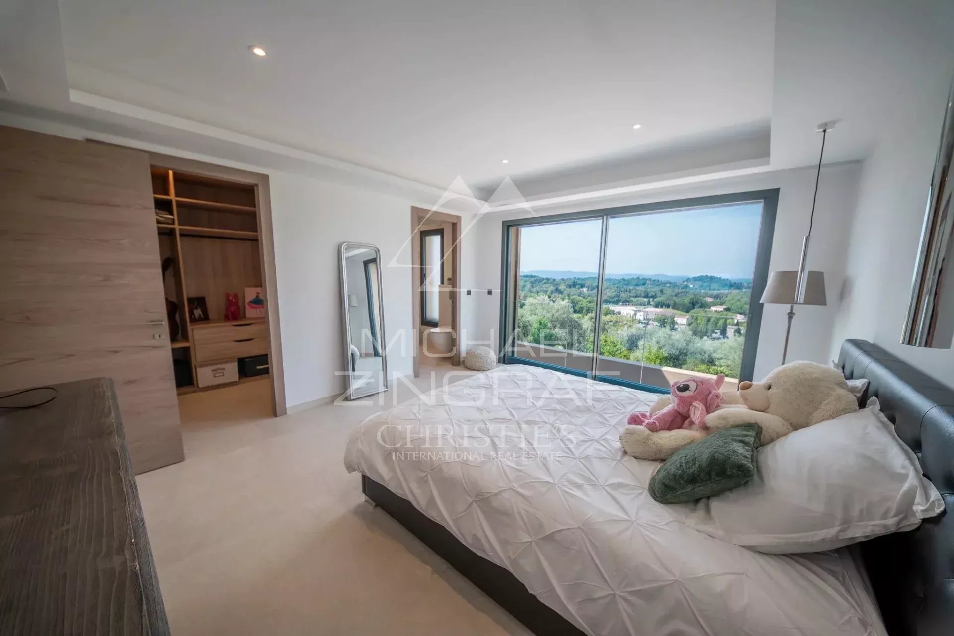 Opio – Villa contemporaine d'exception au sein d'un domaine privé
