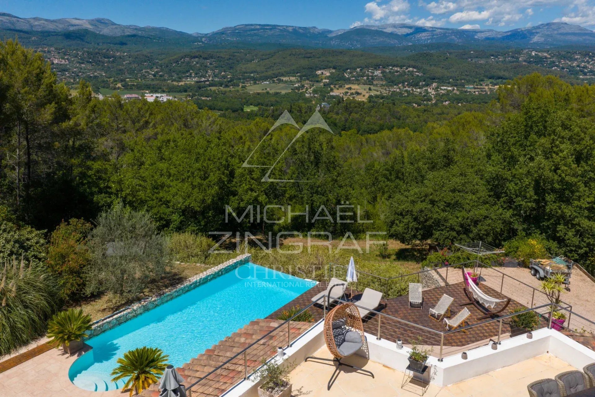 Villa contemporaine avec vue panoramique – Fayence / Tourrettes