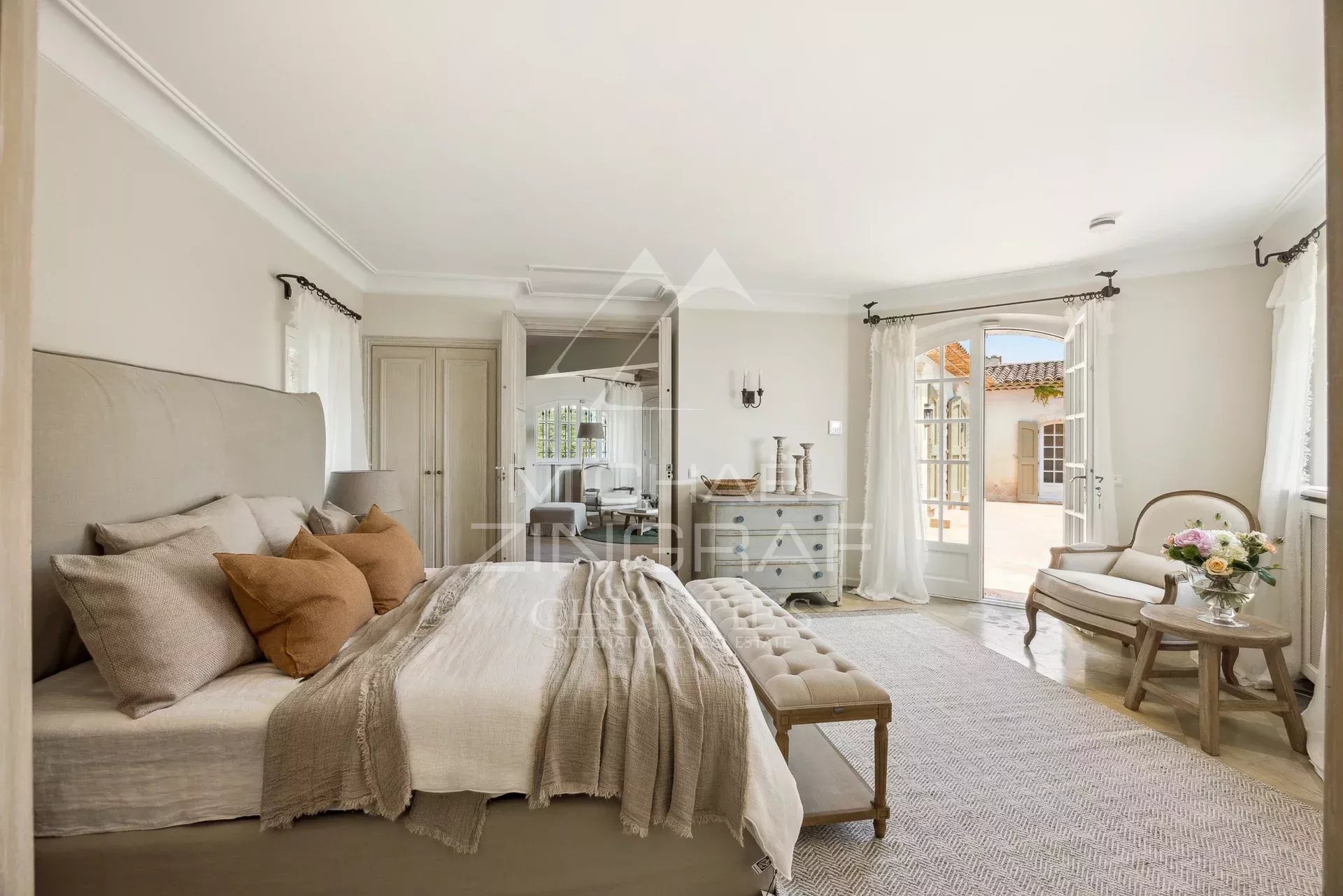 Cannes - Rare - Propriété de Charme avec Vue Panoramique Mer