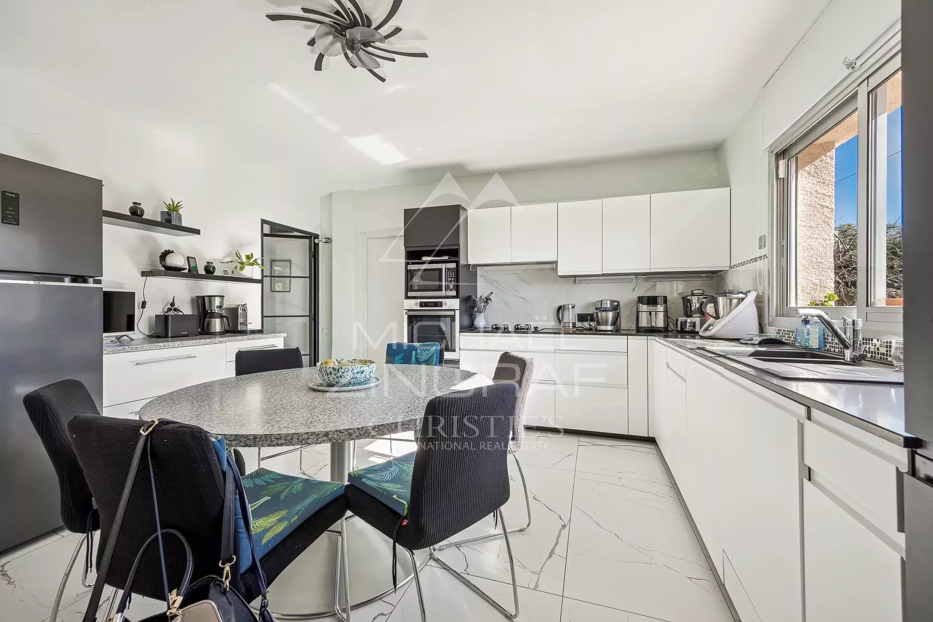 VILLA RENOVEE - ANTIBES – TRAMONTANE