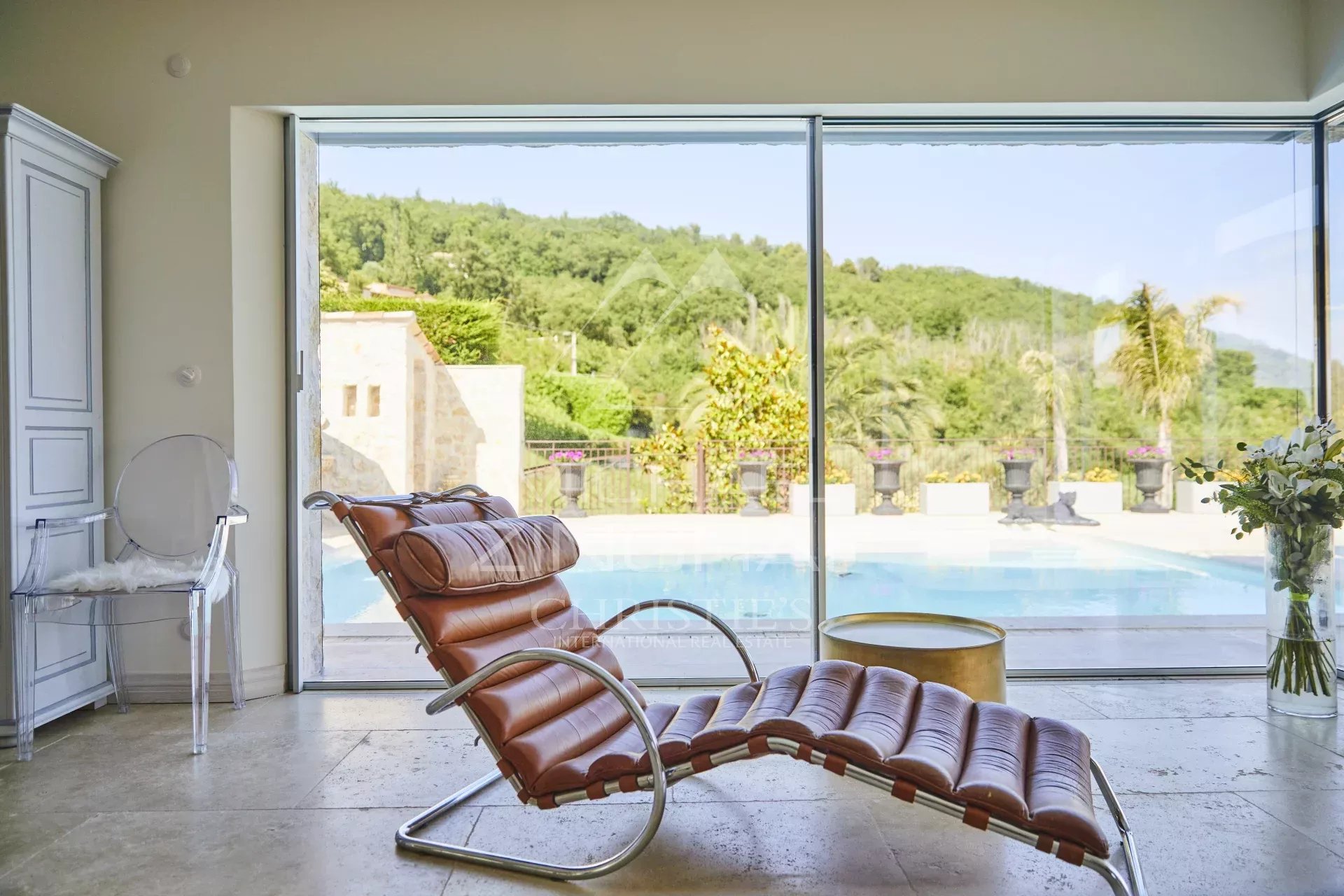 Tourrettes-sur-Loup - Bastide provençale avec vue mer - 4/5 chambres