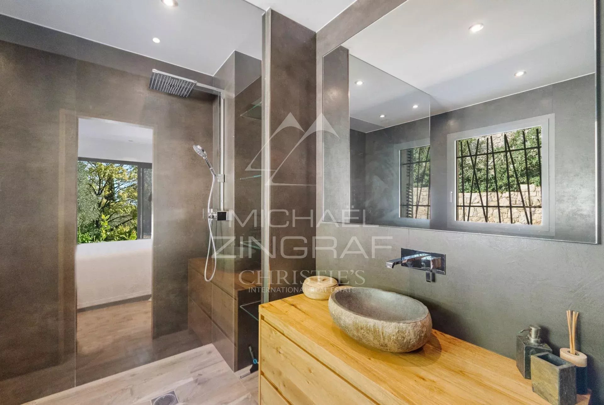 Villa récente à proximité du Royal Golf