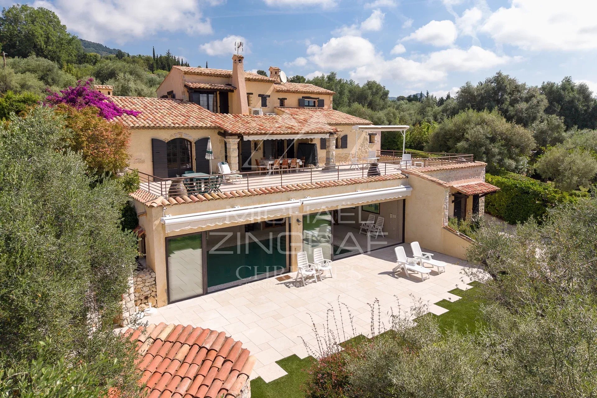 In der Nähe von Saint-Paul-de-Vence – Nur wenige Minuten vom Dorf entfernt