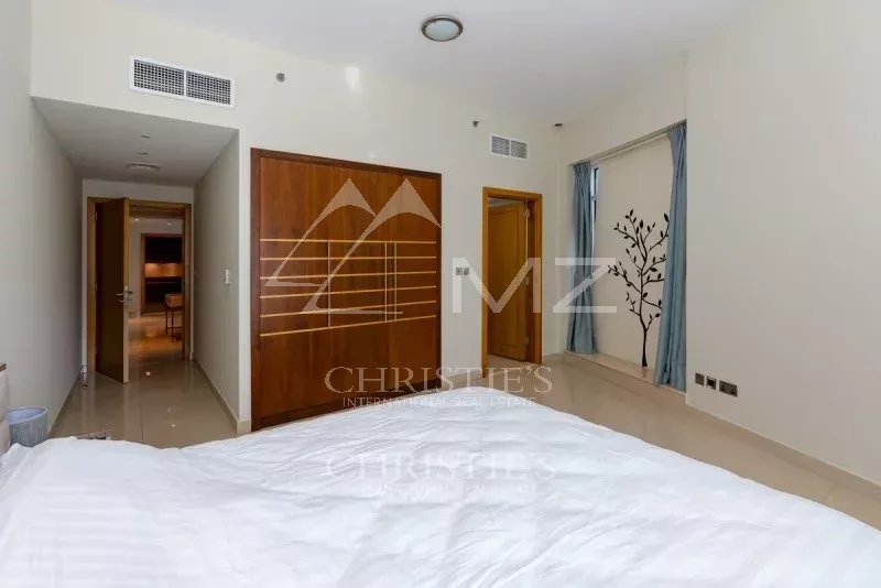 Large 2 bed apt | Study | Tenanted | Marina views