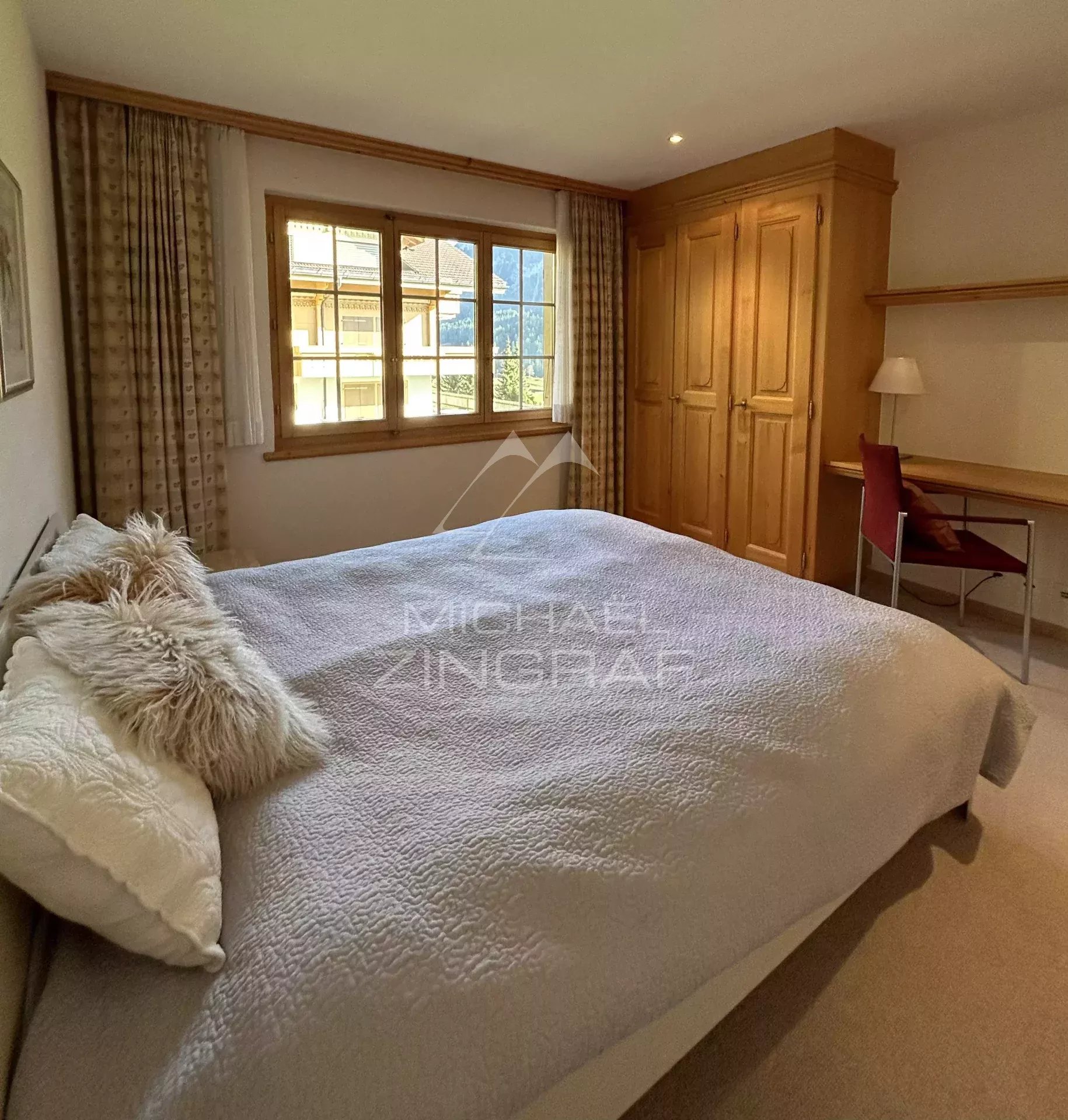 Appartement ensoleillé avec vue sur Rougemont