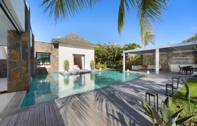 Luxury 4 bedroom Villa in Grand Bay