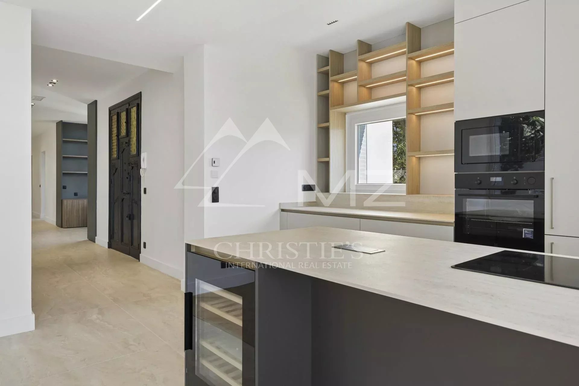 Le Cannet Europe stunning volumes for this apartment