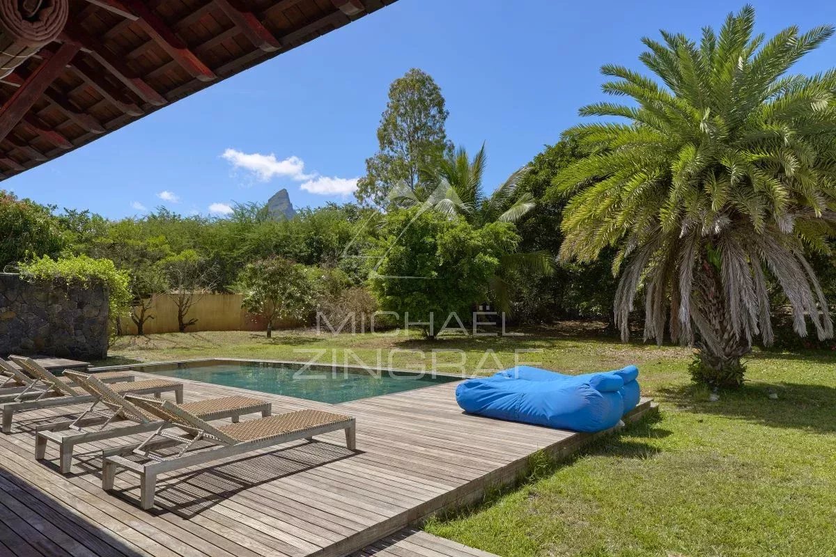 TAMARIN: Villa d'exception sur un domaine de golf