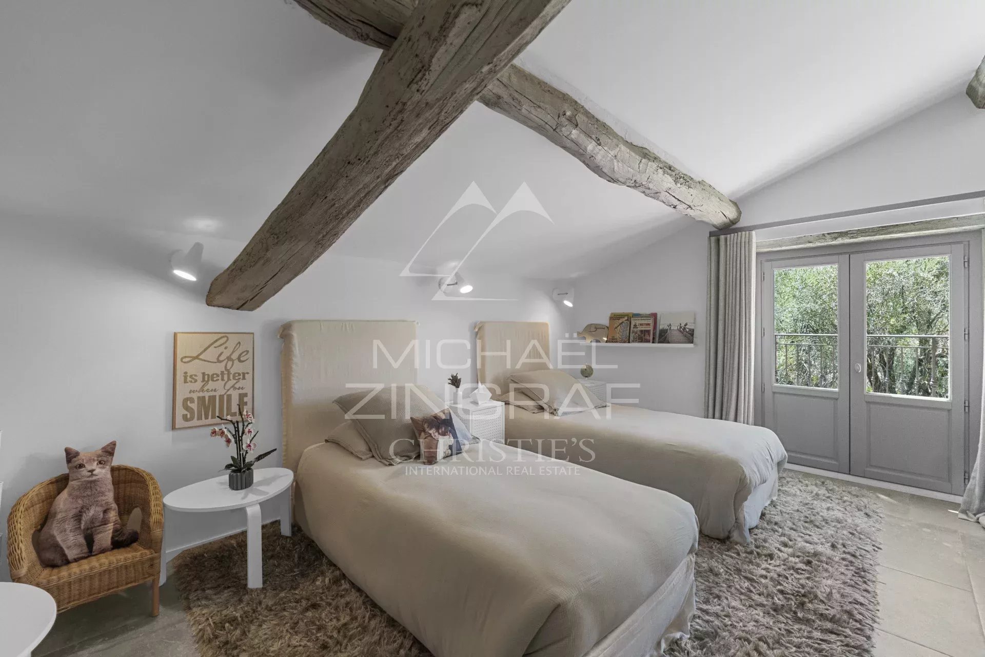 Valbonne village à pied – Bastide historique entièrement repensée