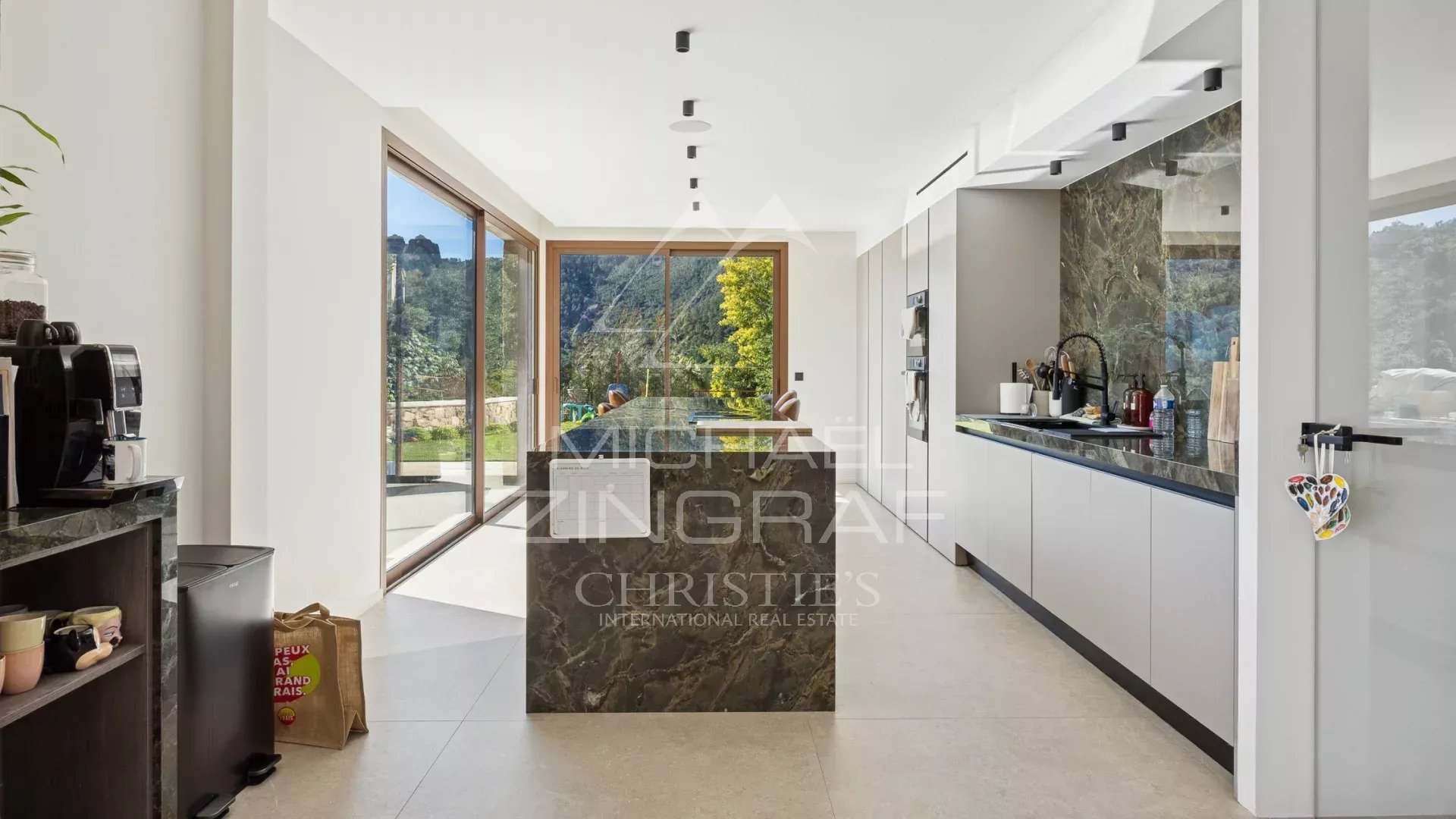 Villa contemporaine – Saint-Jean-de-l’Estérel – Proche Cannes