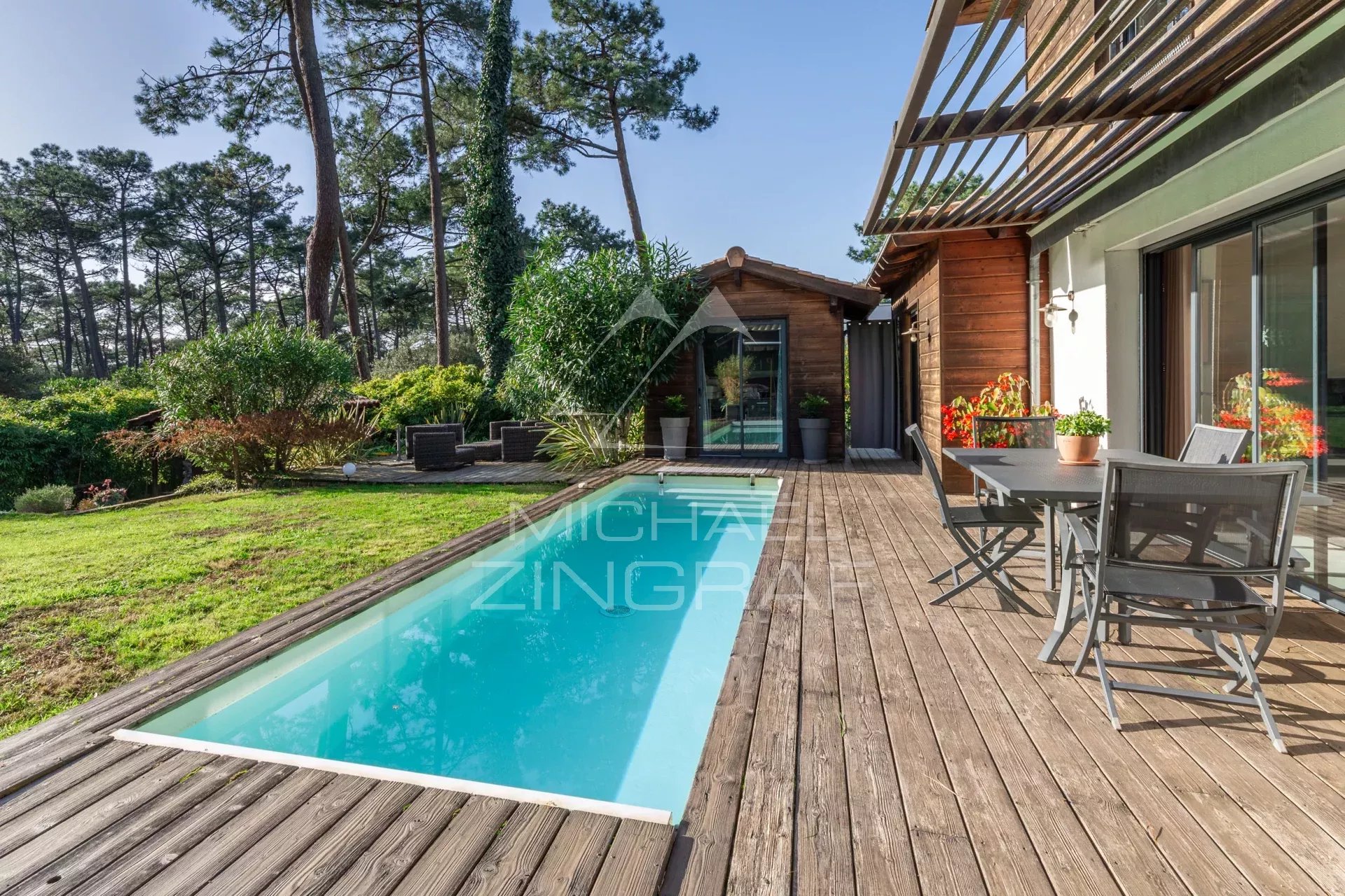 Abatilles – Maison Familiale en Environnement Résidentiel Très Recherché