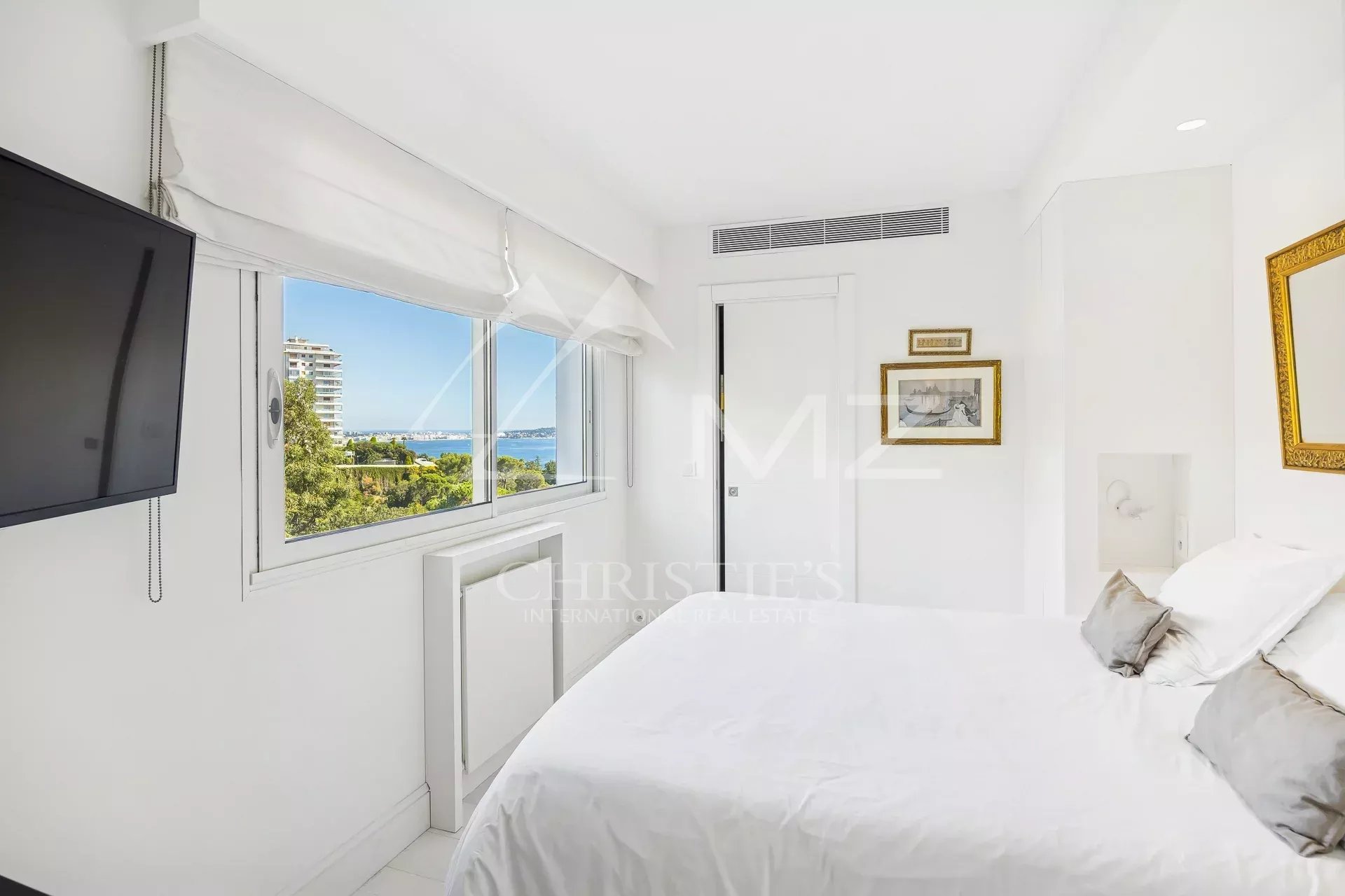 Exceptional apartment in a luxury residence