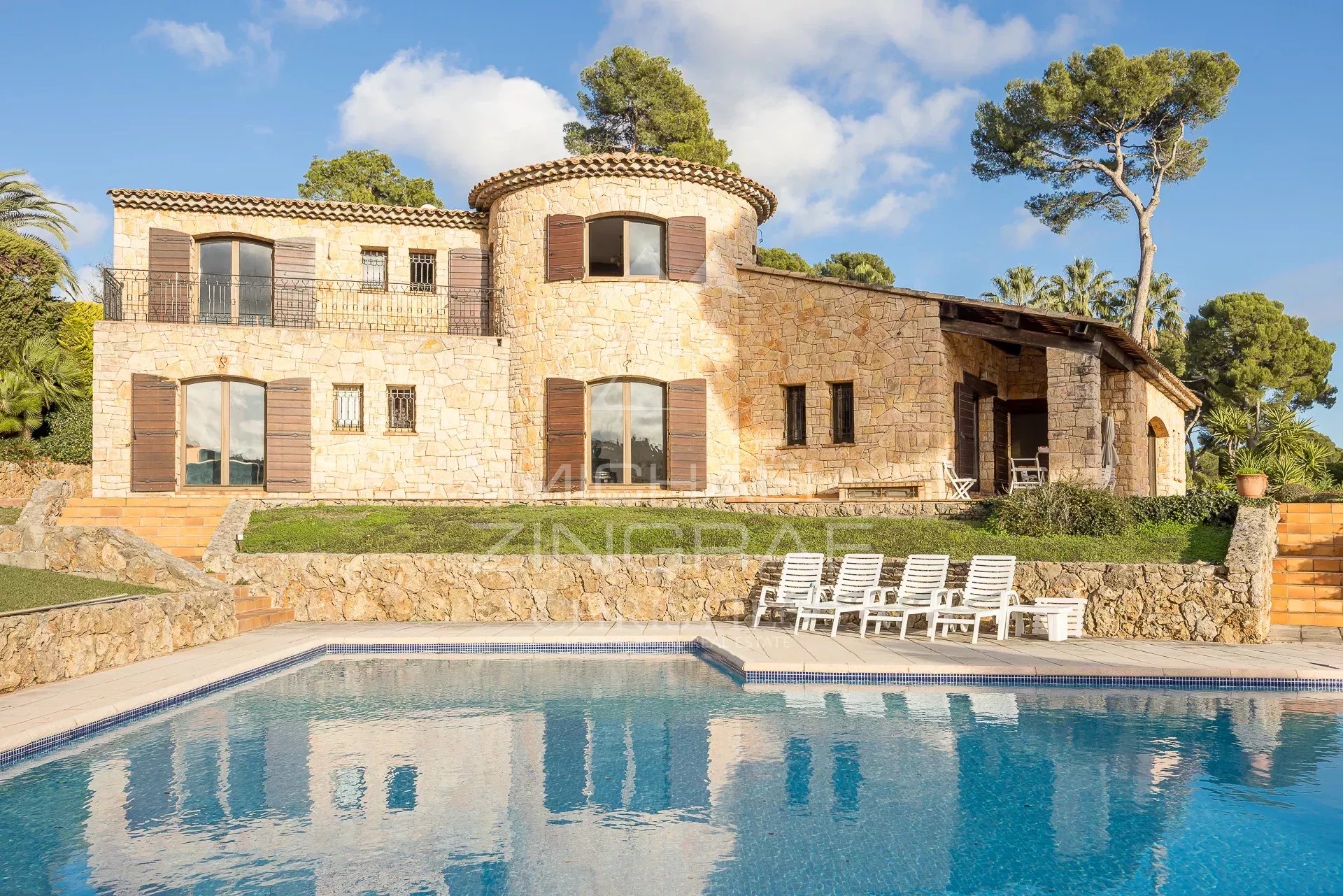 Antibes  – Provençal Stone Villa with Sea View, Pool and Landscaped Garden
