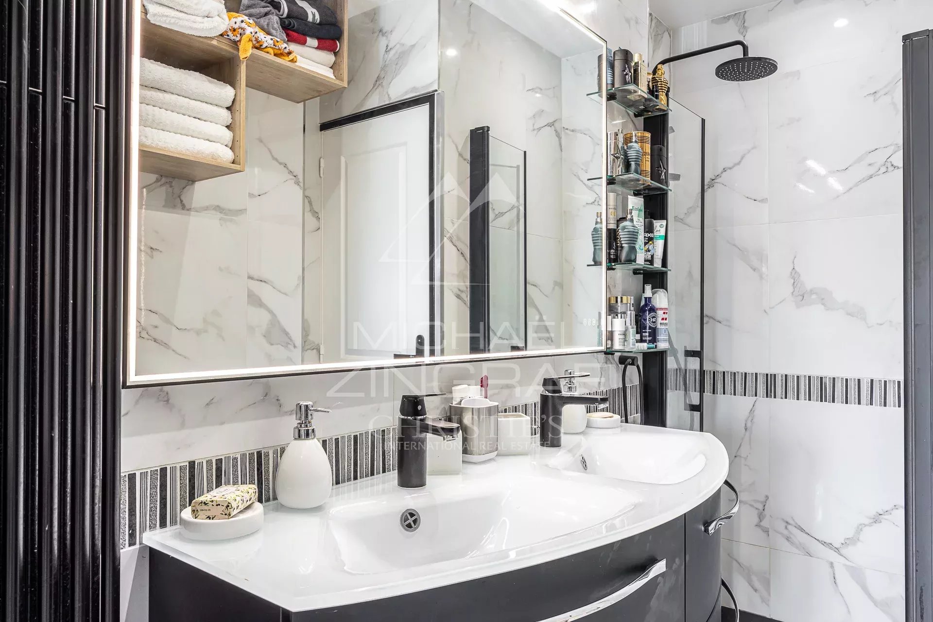 Proche Nice - Terrasse, vue mer et rénovation soignée