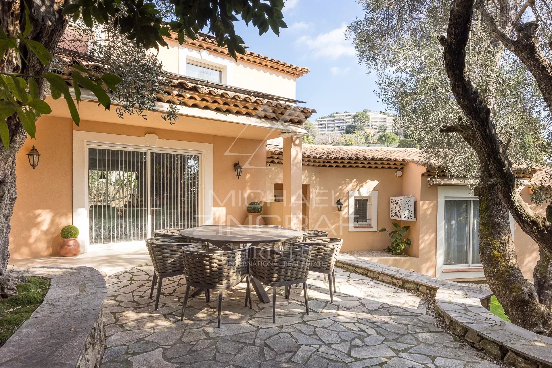 Residential Le Cannet - Elegance and Serenity in a Privileged Setting