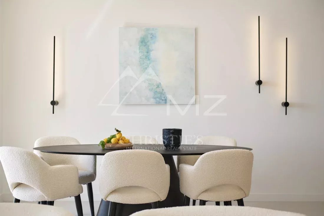 CANNES LA CROISETTE SPLENDIDE APPARTEMENT RENOVE 3 CHAMBRES VUE MER