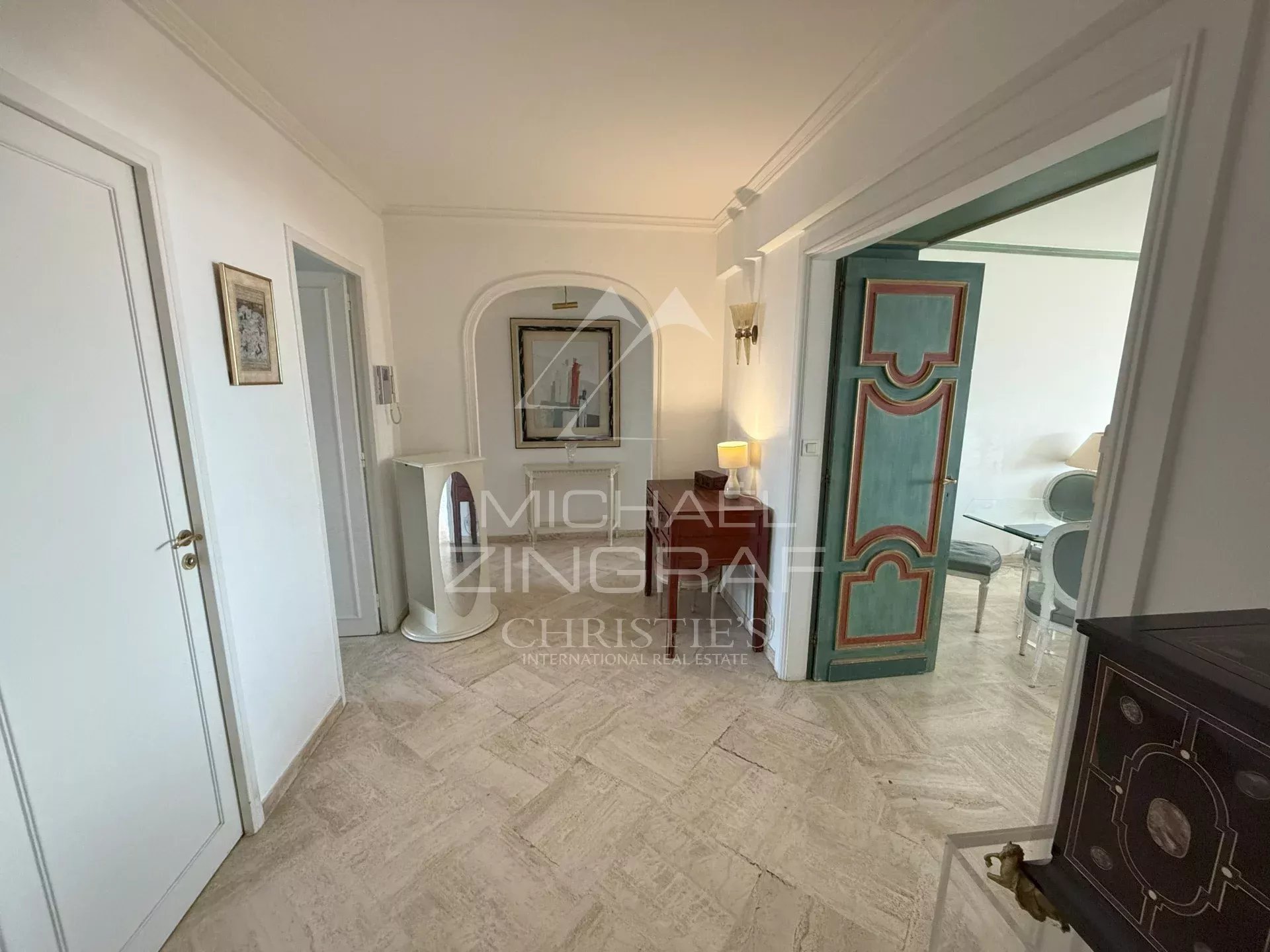 Cannes - Croisette - Bel Appartement