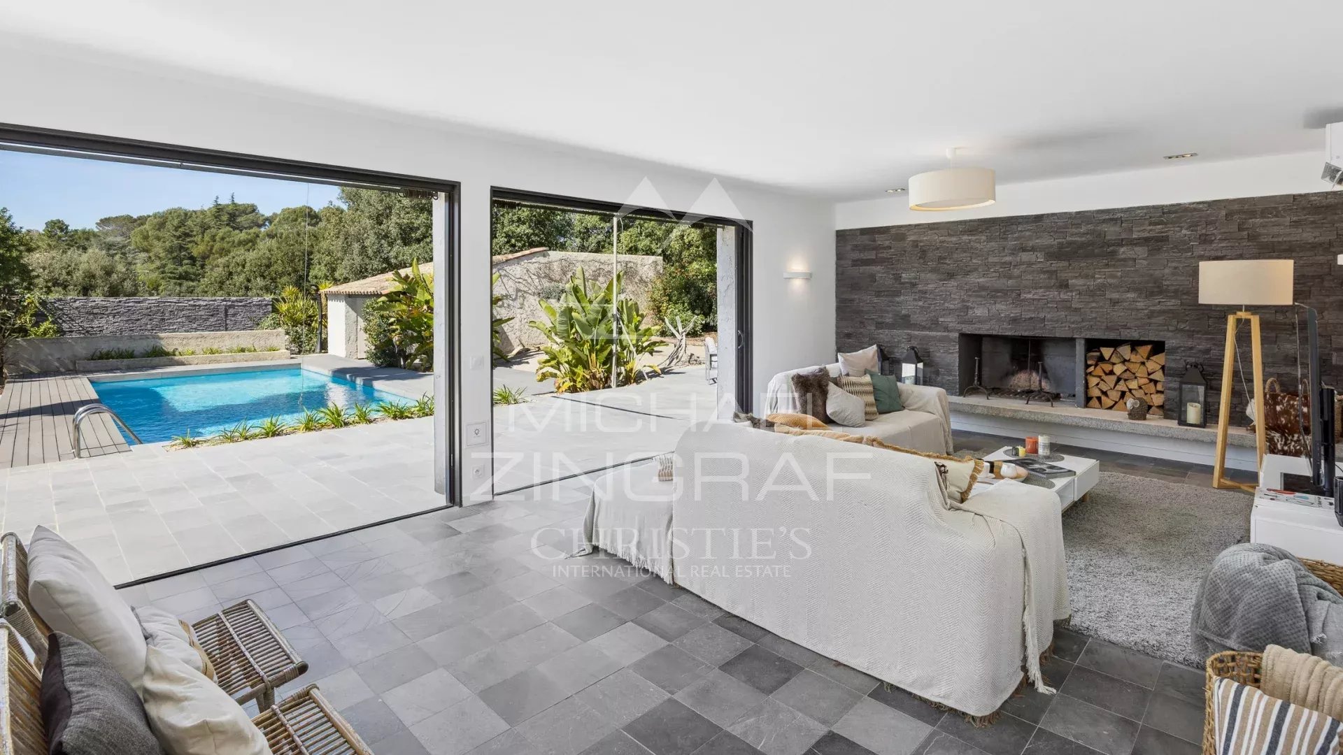 Renovierte Villa in Biot – Beliebte Lage, absolut ruhig, 5 Schlafzimmer, umfassende Ausstattung