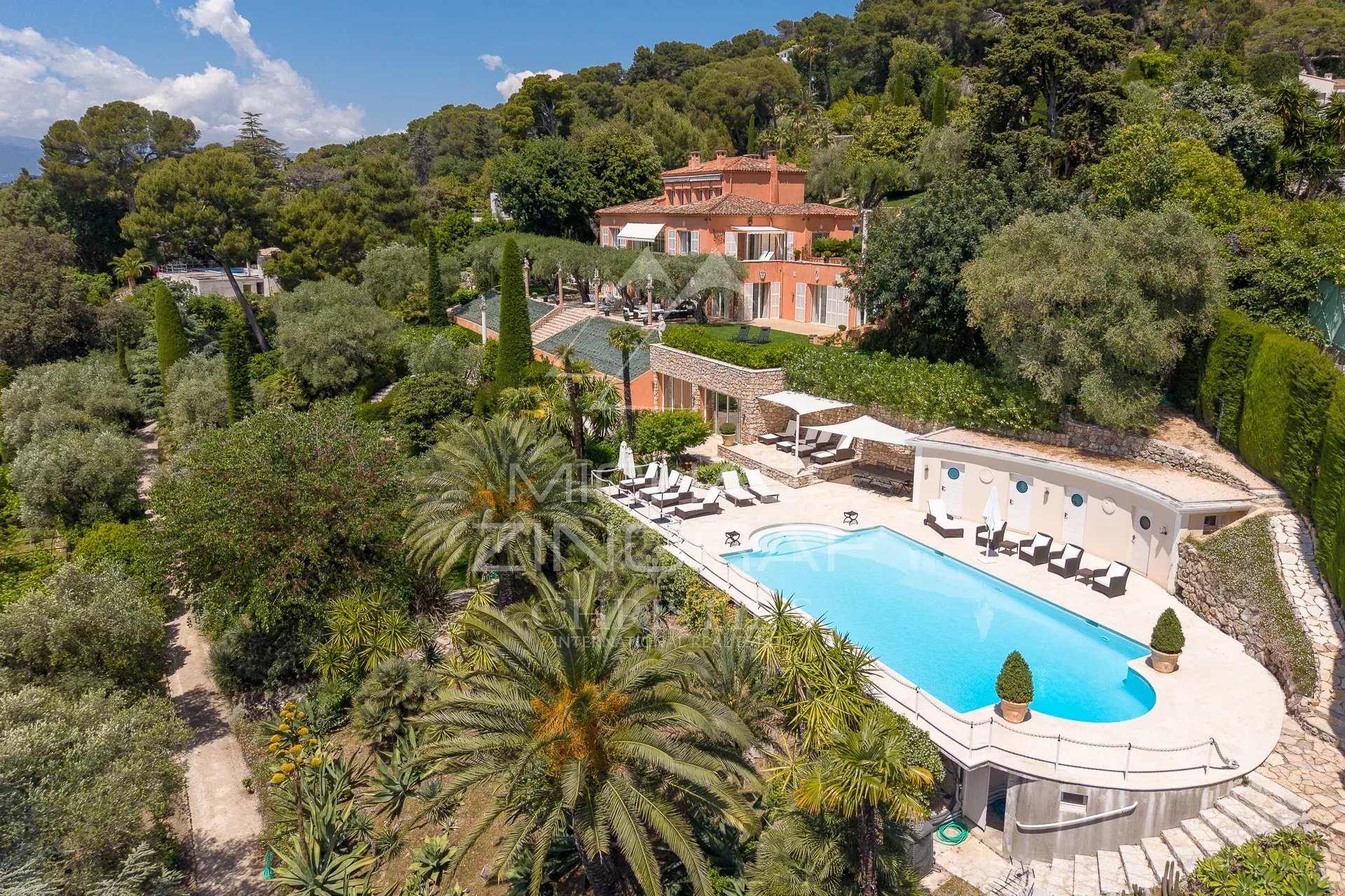 Co - EXCLUSIVITE - Cannes - Californie - Majestueuse maison de Maitres