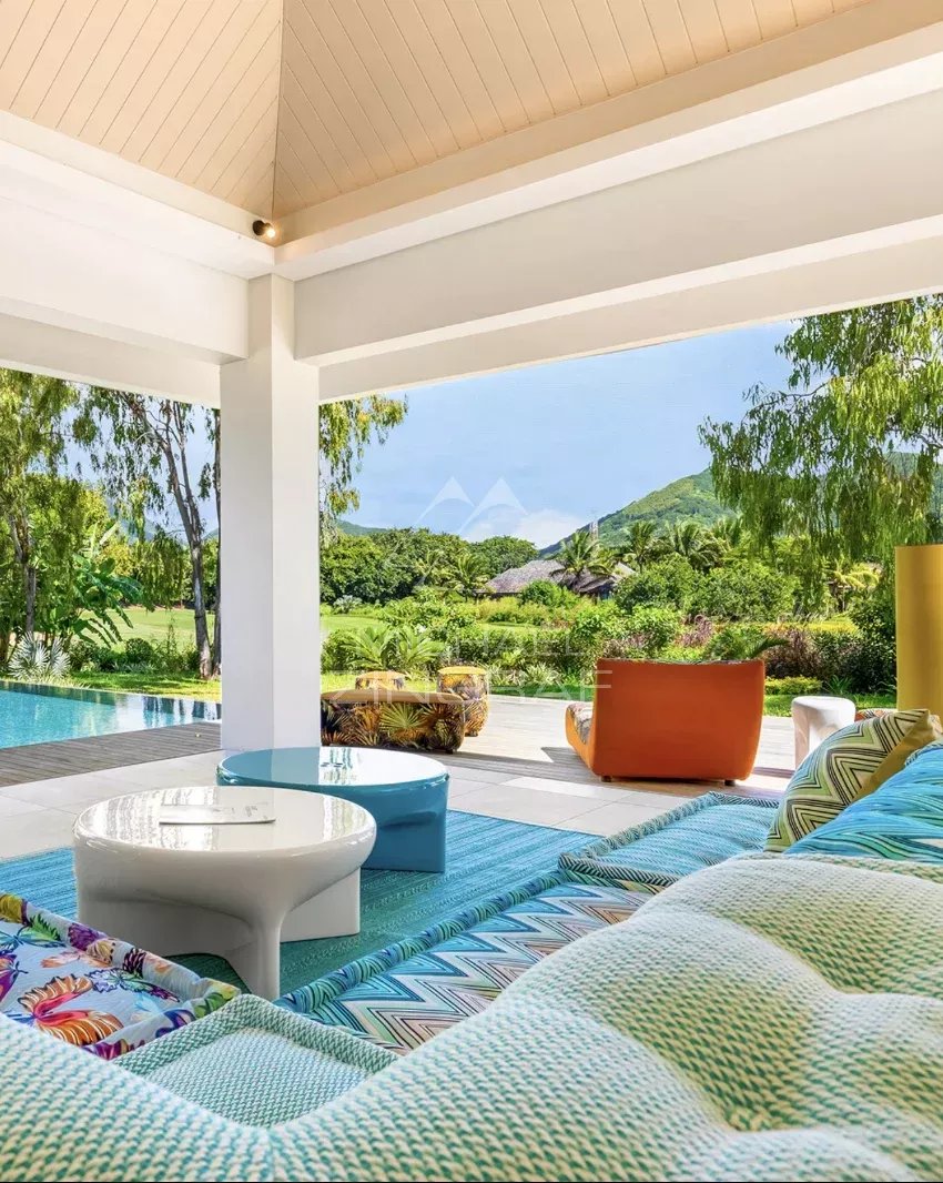 New built villa on Golf