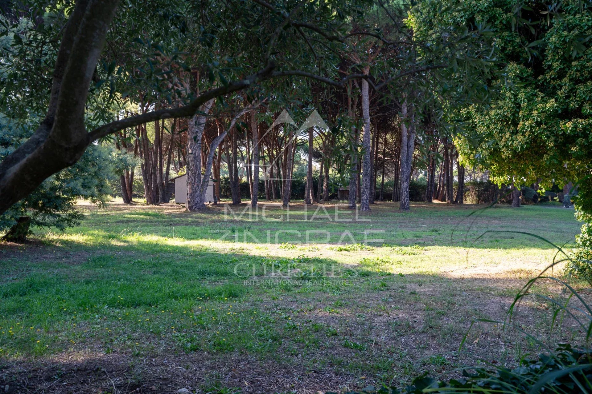 Ramatuelle – Charming Villa in the Heart of an Exceptional Location