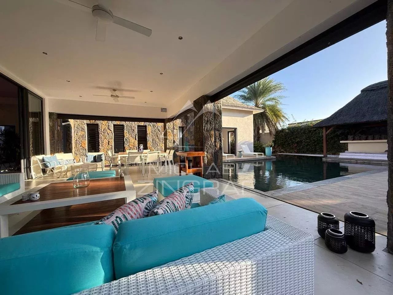 Exklusive Villa in einer Residenz in Pereybere