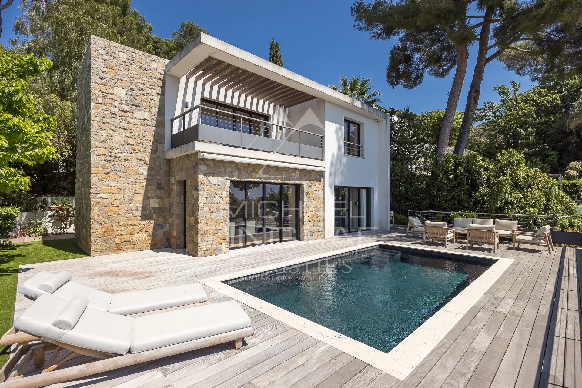 Co-Exclusivité - Cannes Californie – Villa contemporaine avec vue mer panoramique