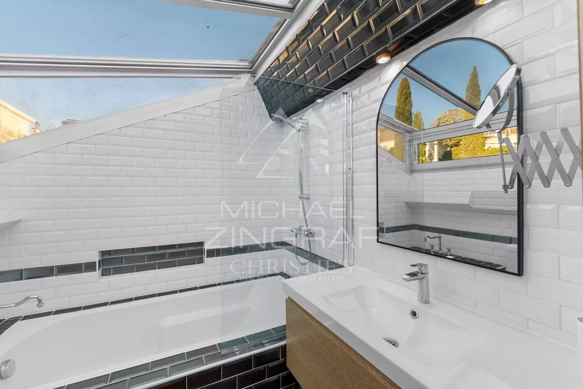 Exklusives Apartment in Cannes – Meerblick und Premium-Ausstattung