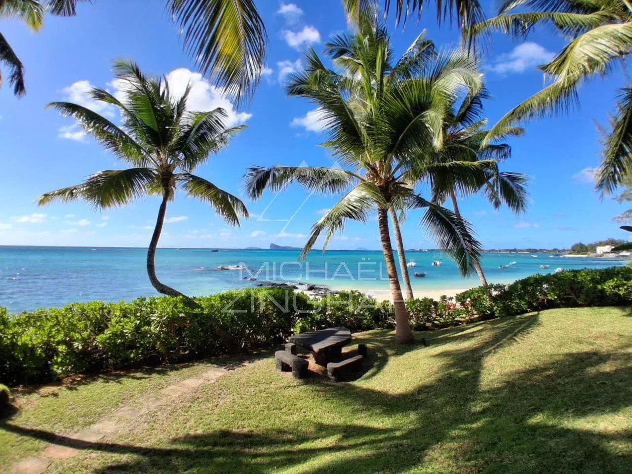 Mauritius - Rare opportunity : Luxury villa by the sea near Grand Bay - Pointe aux Canonniers