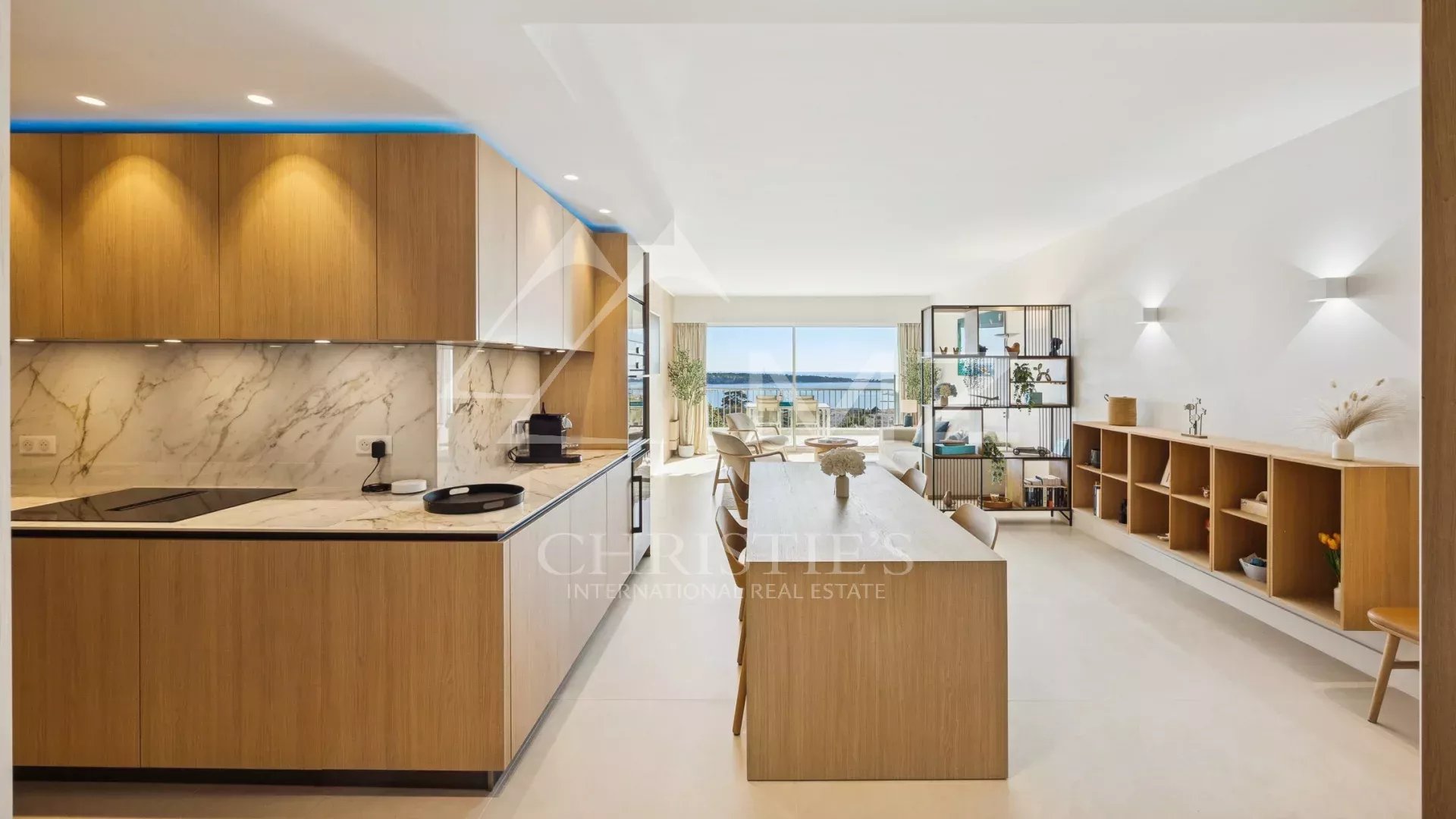 Hervorragende 4-Zimmer-Wohnung in einer prestigeträchtigen Residenz