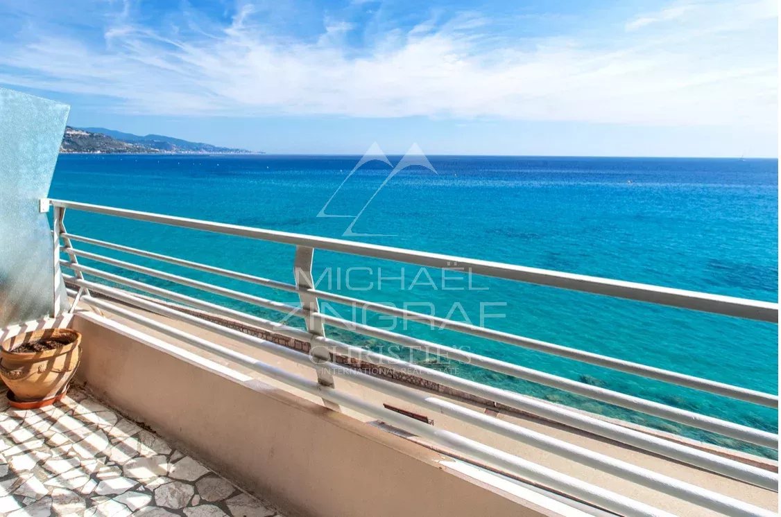 Schöne Wohnung mit Meerblick