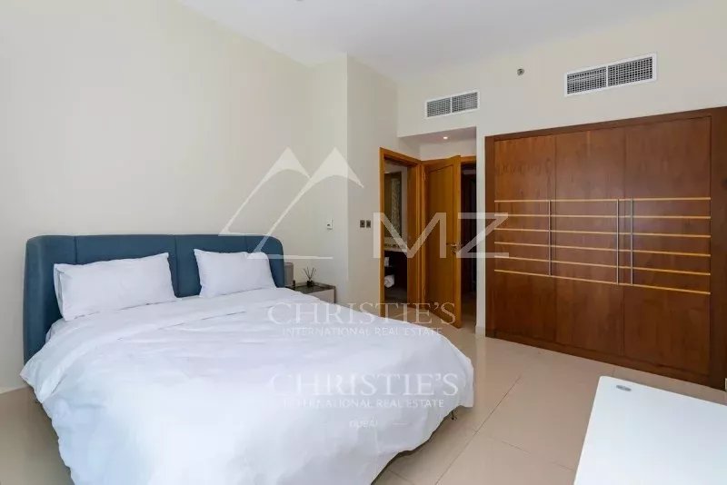 Large 2 bed apt | Study | Tenanted | Marina views