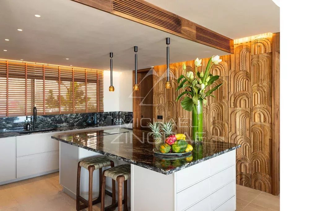 Exceptional Penthouse – Rivière Noire