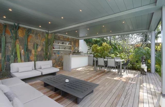 Luxury 4 bedroom Villa in Grand Bay