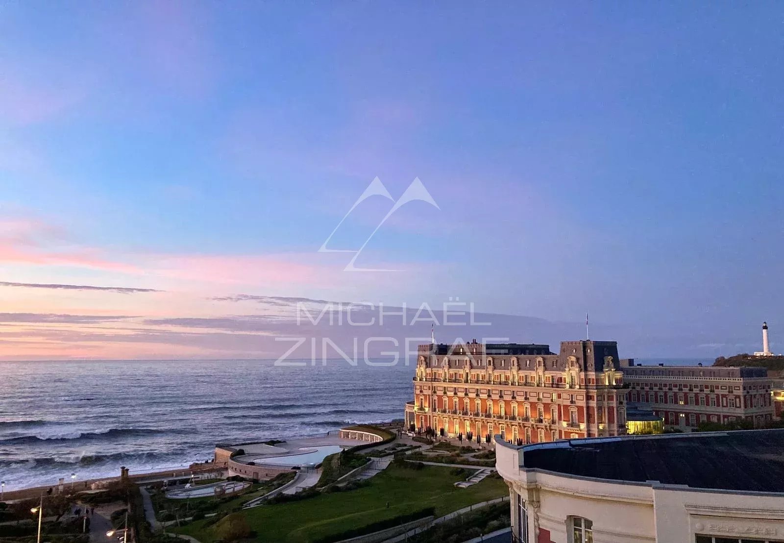 Bel  appartement familial vue mer en dernier étage