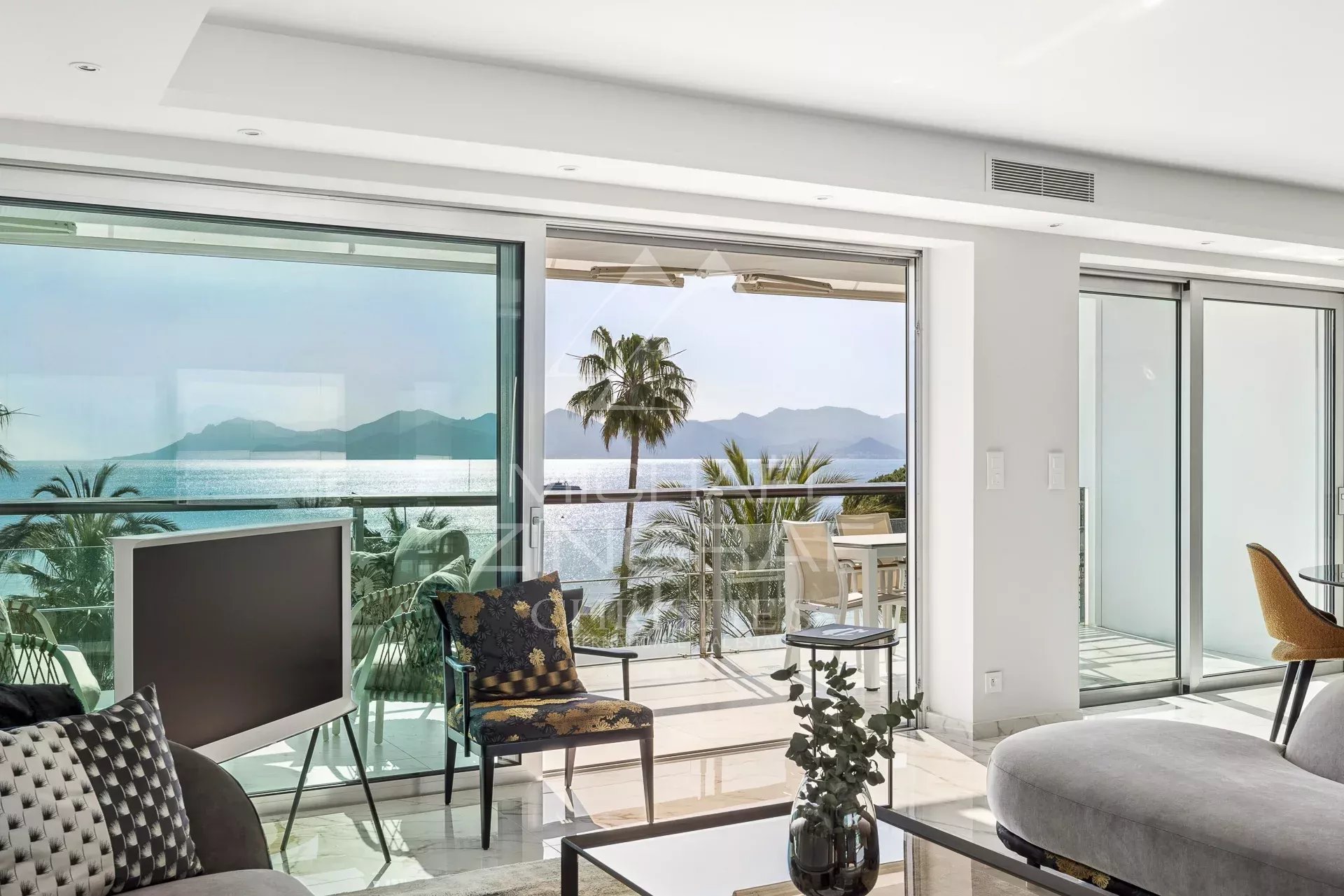 Cannes – Croisette – Wunderschönes 2-Zimmer-Apartment