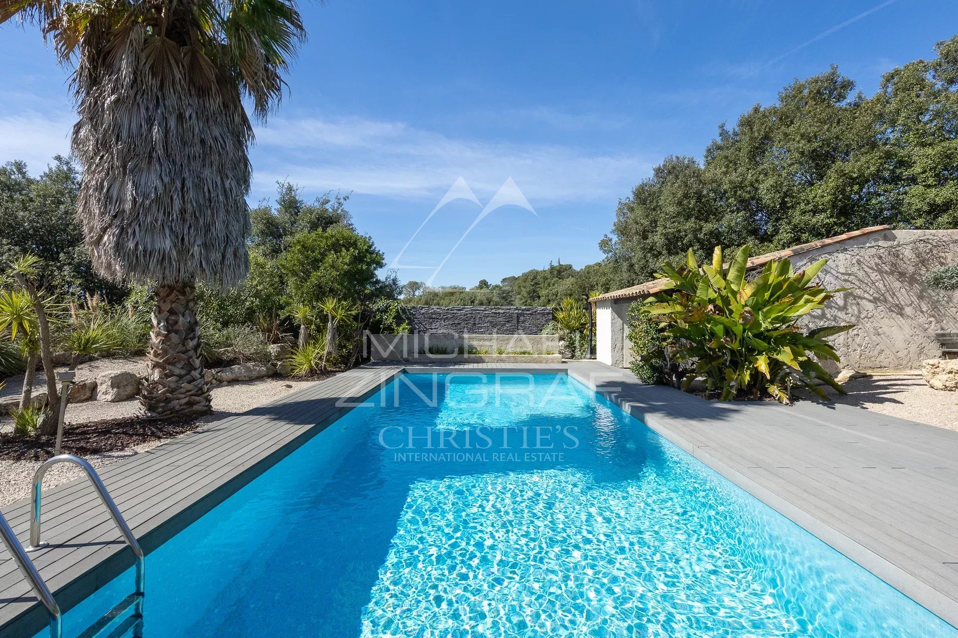 Renovierte Villa in Biot – Beliebte Lage, absolut ruhig, 5 Schlafzimmer, umfassende Ausstattung