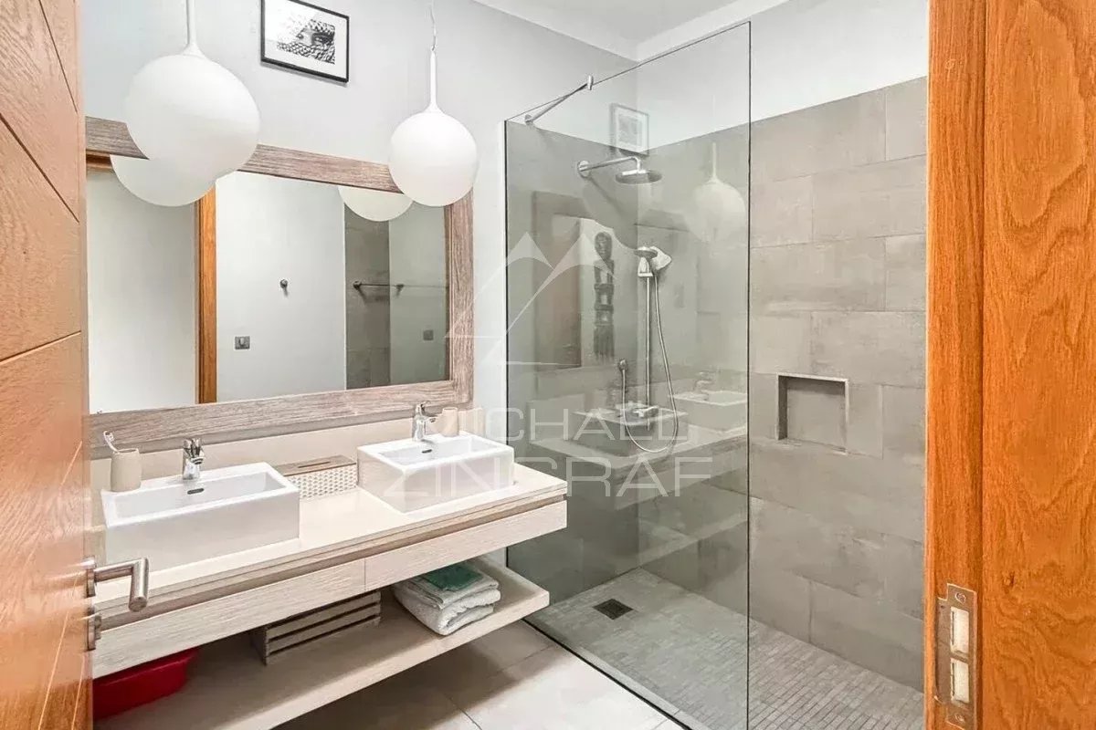 Villa d'Exception de 3 Chambres en Résidence Sécurisée – Balaclava