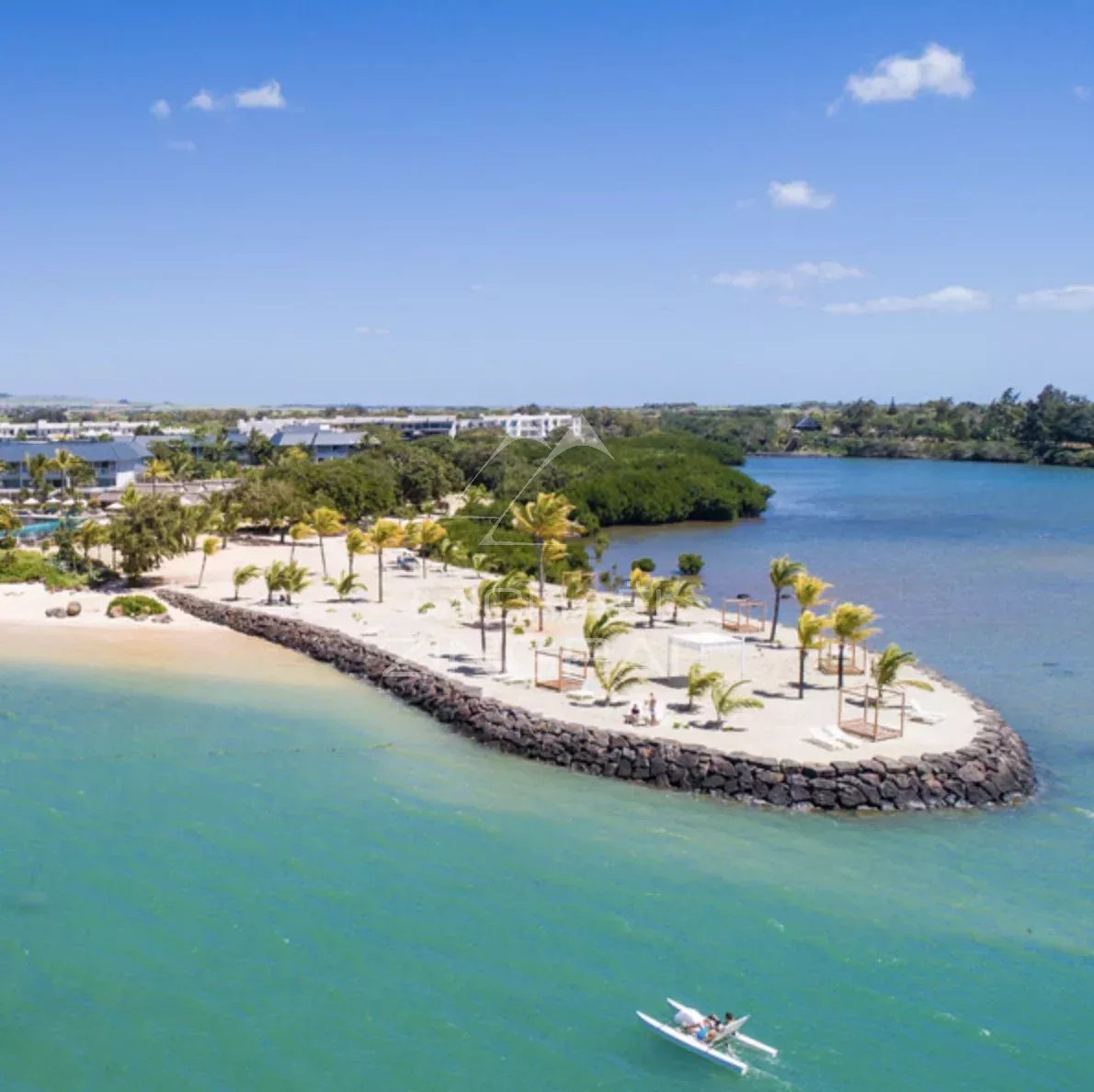 Stunning Penthouse with Panoramic Sea View