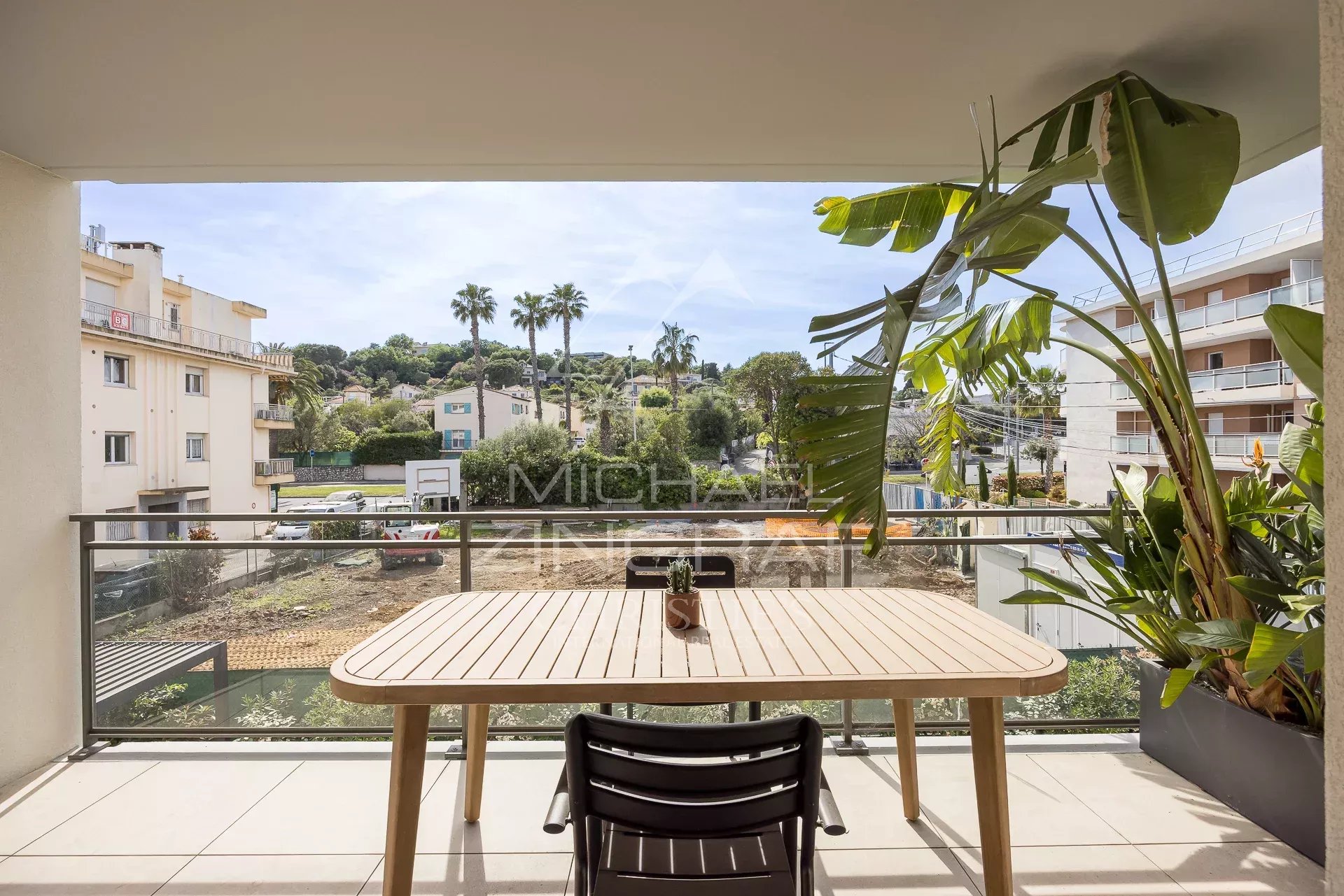 Appartement 3 pièces haut de gamme à deux pas du port