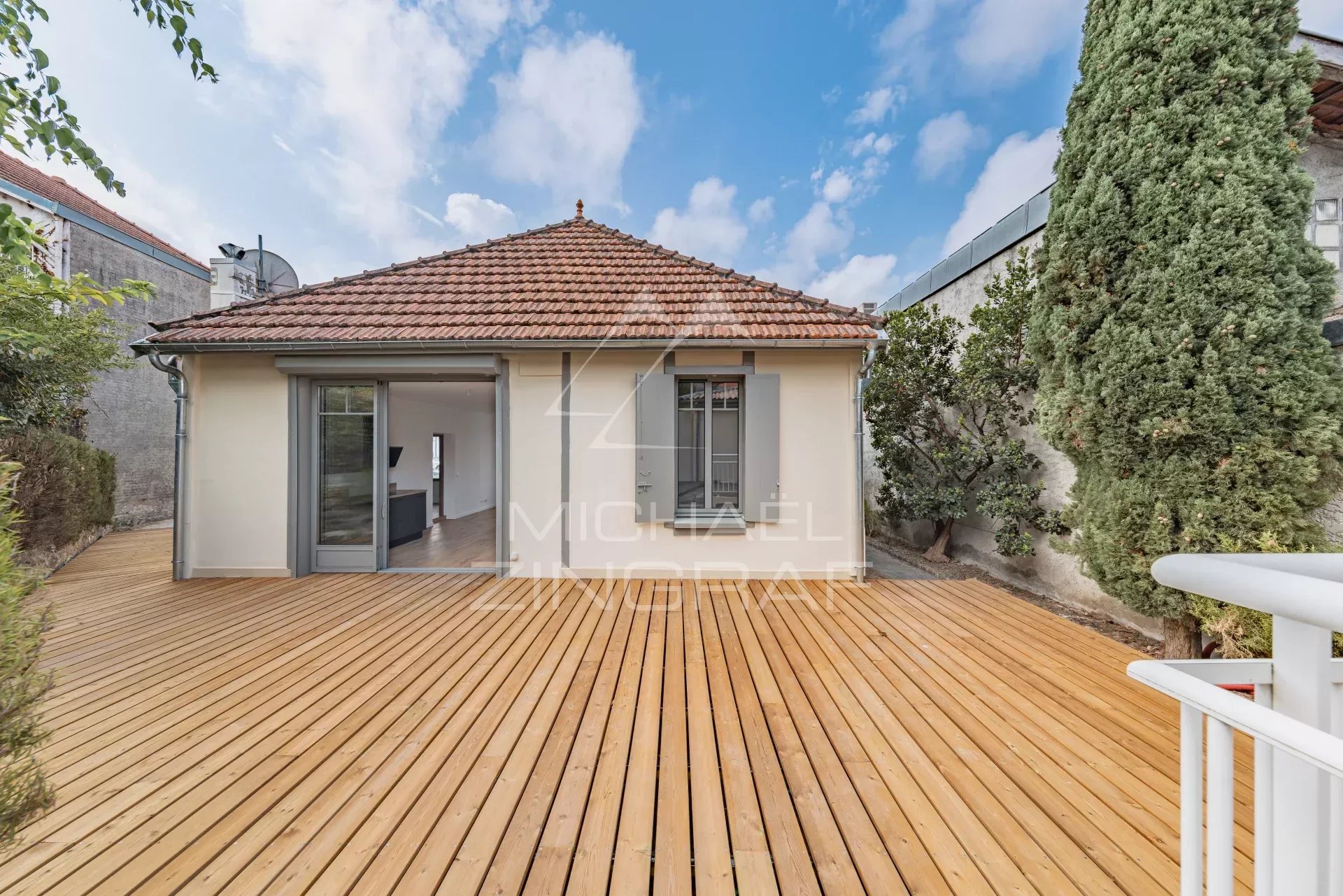 Arcachon Centre – L'élégance d'une authentique Arcachonnaise entièrement rénovée