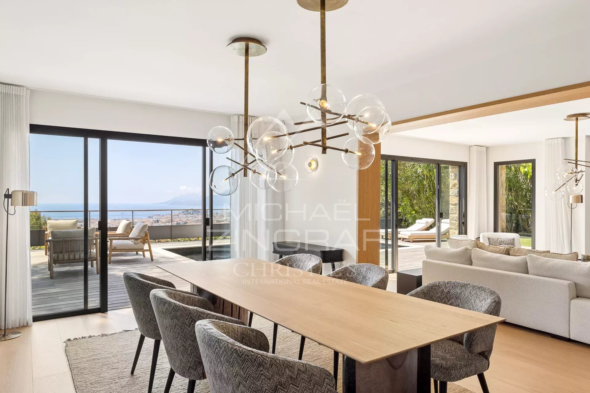 Co-Exklusivität – Cannes Californie – Moderne Villa mit Panoramameerblick