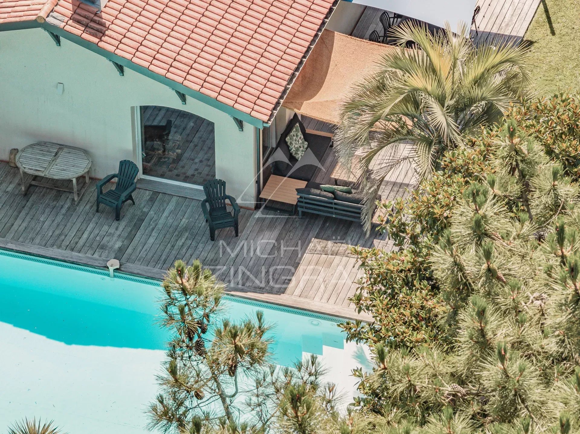 Moderne Villa mit 5 Schlafzimmern
