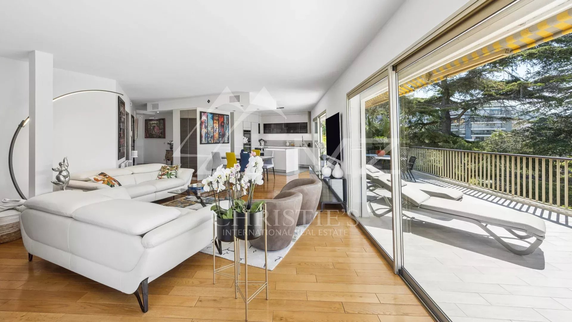 Prächtiges Penthouse im Montrose-Viertel