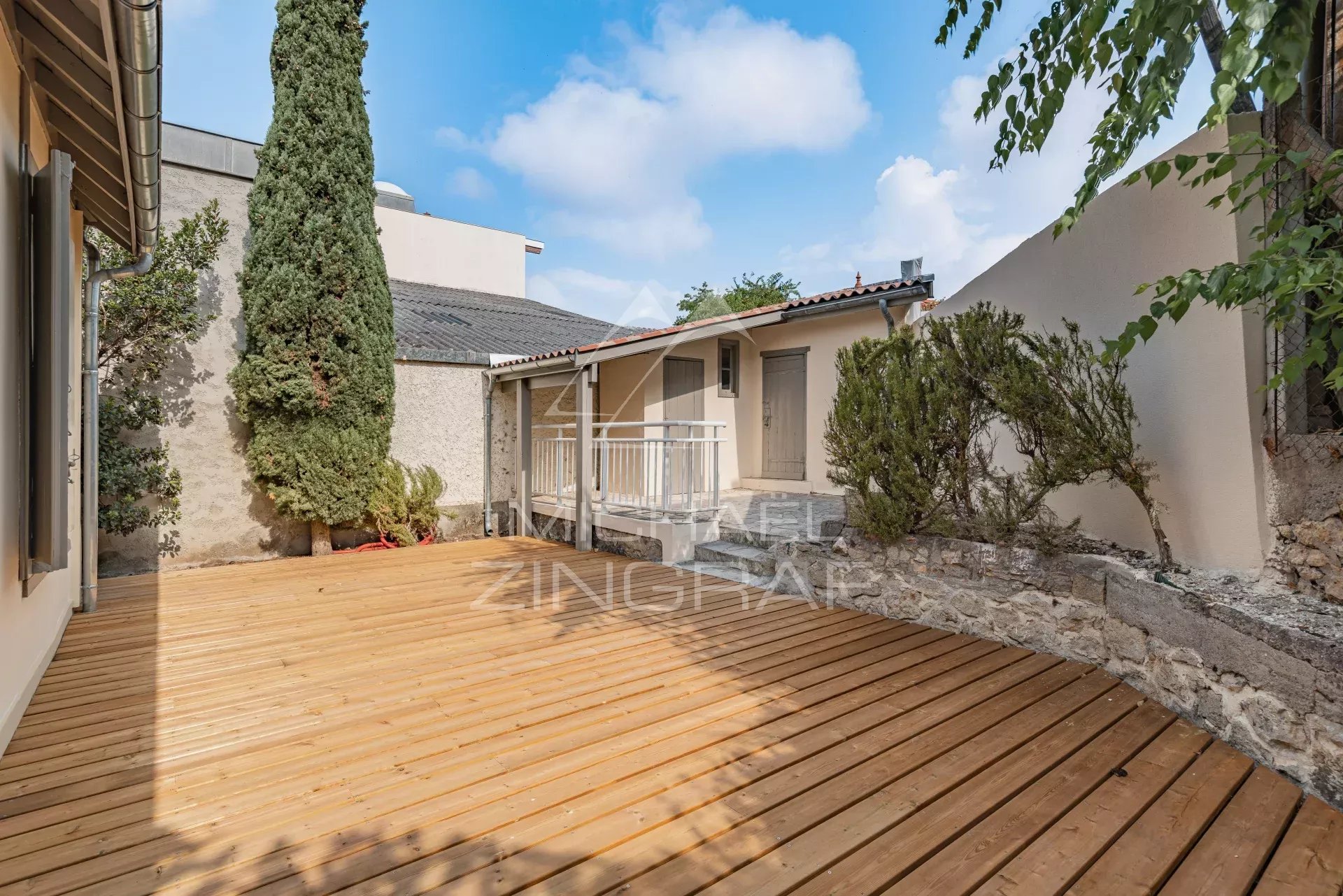 Arcachon Centre – L'élégance d'une authentique Arcachonnaise entièrement rénovée