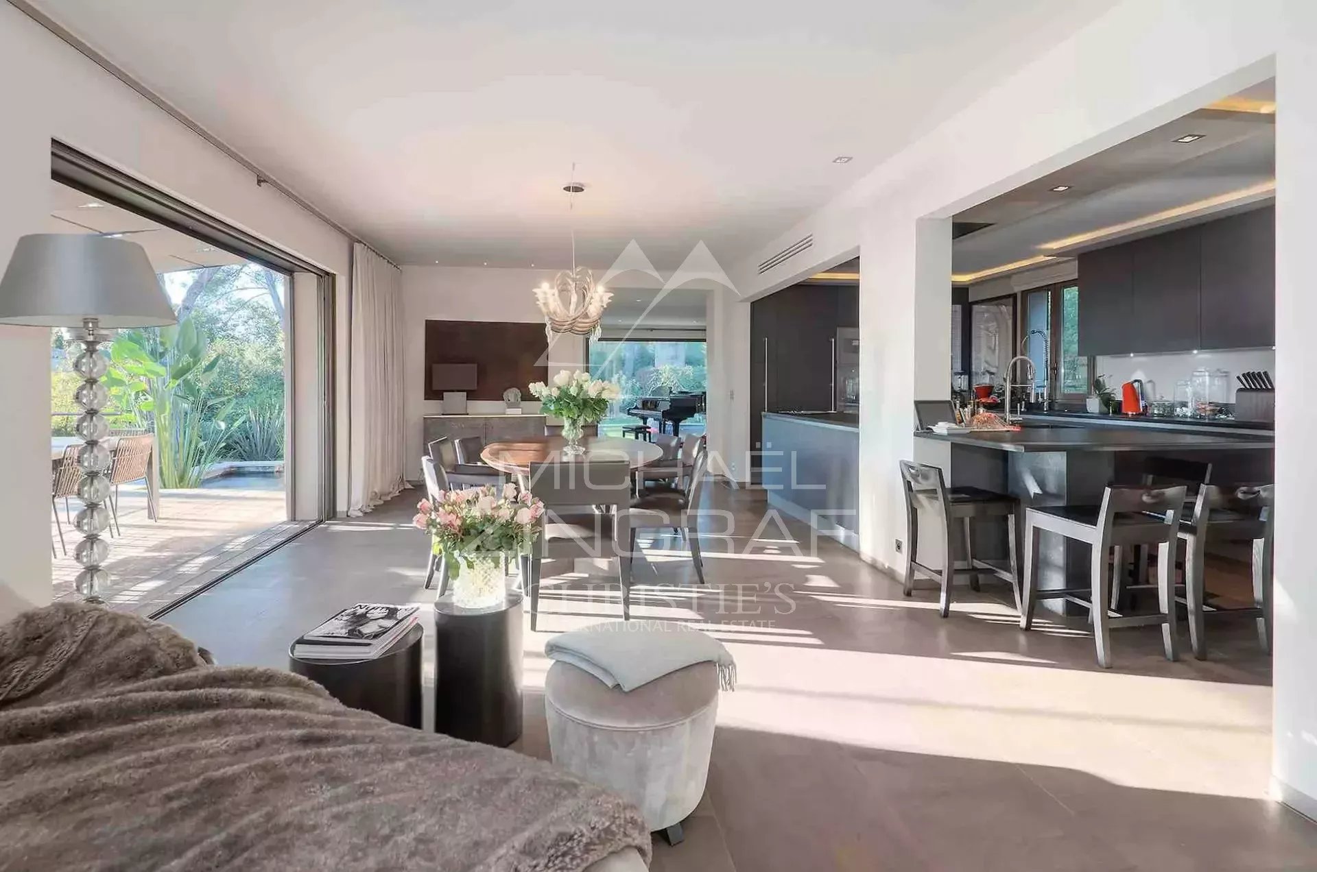 Mougins – Wunderschöne renovierte Bastide