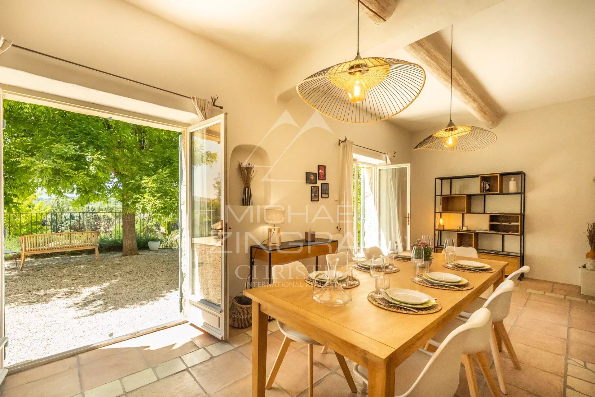 Gordes - Charmante maison provençale avec piscine et vue