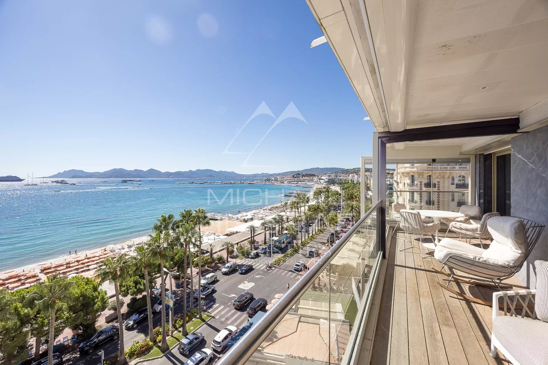 Cannes Croisette – Spacieux 5 pièces avec vue mer panoramique